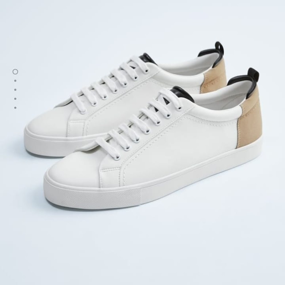 Contrasting Plimsolls