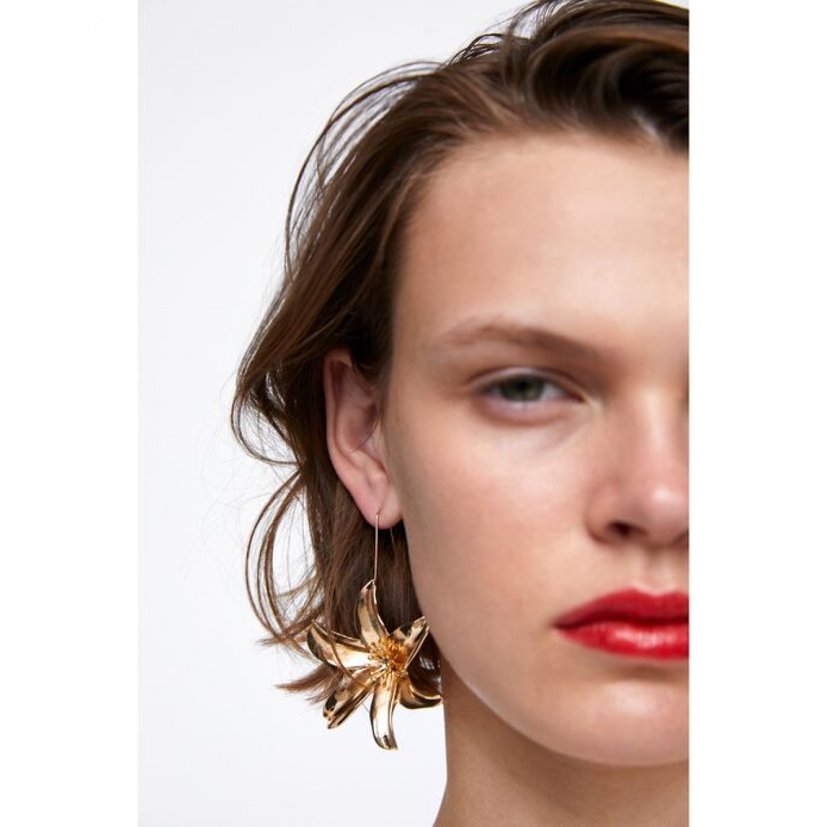 Zara Metal Flower Earrings