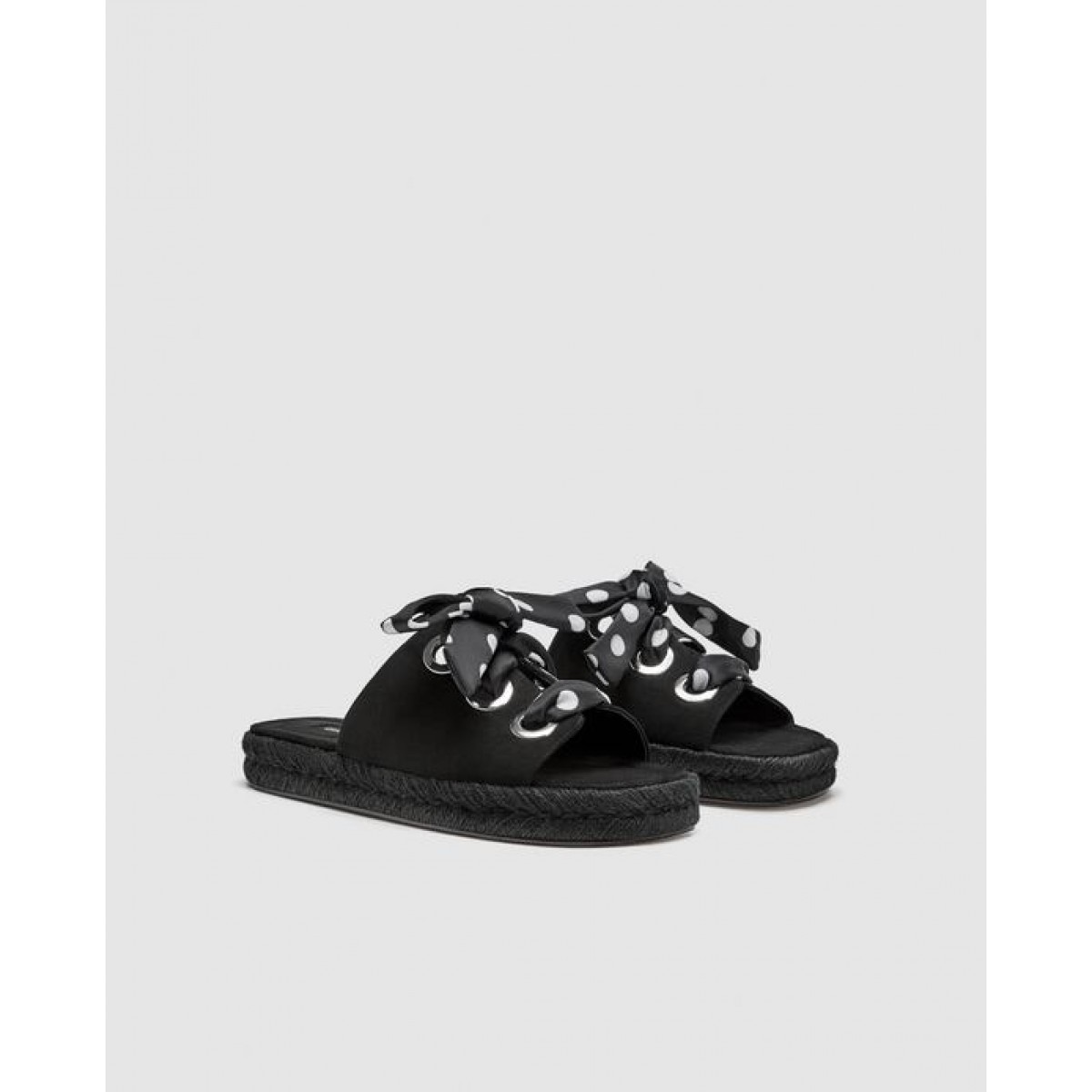 Zara Ladies Flat Shoes With Polka Dot Laces